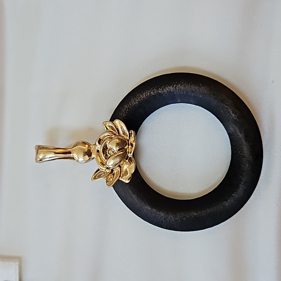 Wearable Art By Roman Pendant - Picture 1 of 3